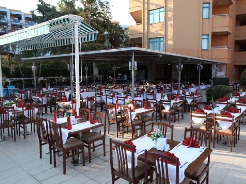 Merlin Beach Park Hotel Tosmur Exterior photo
